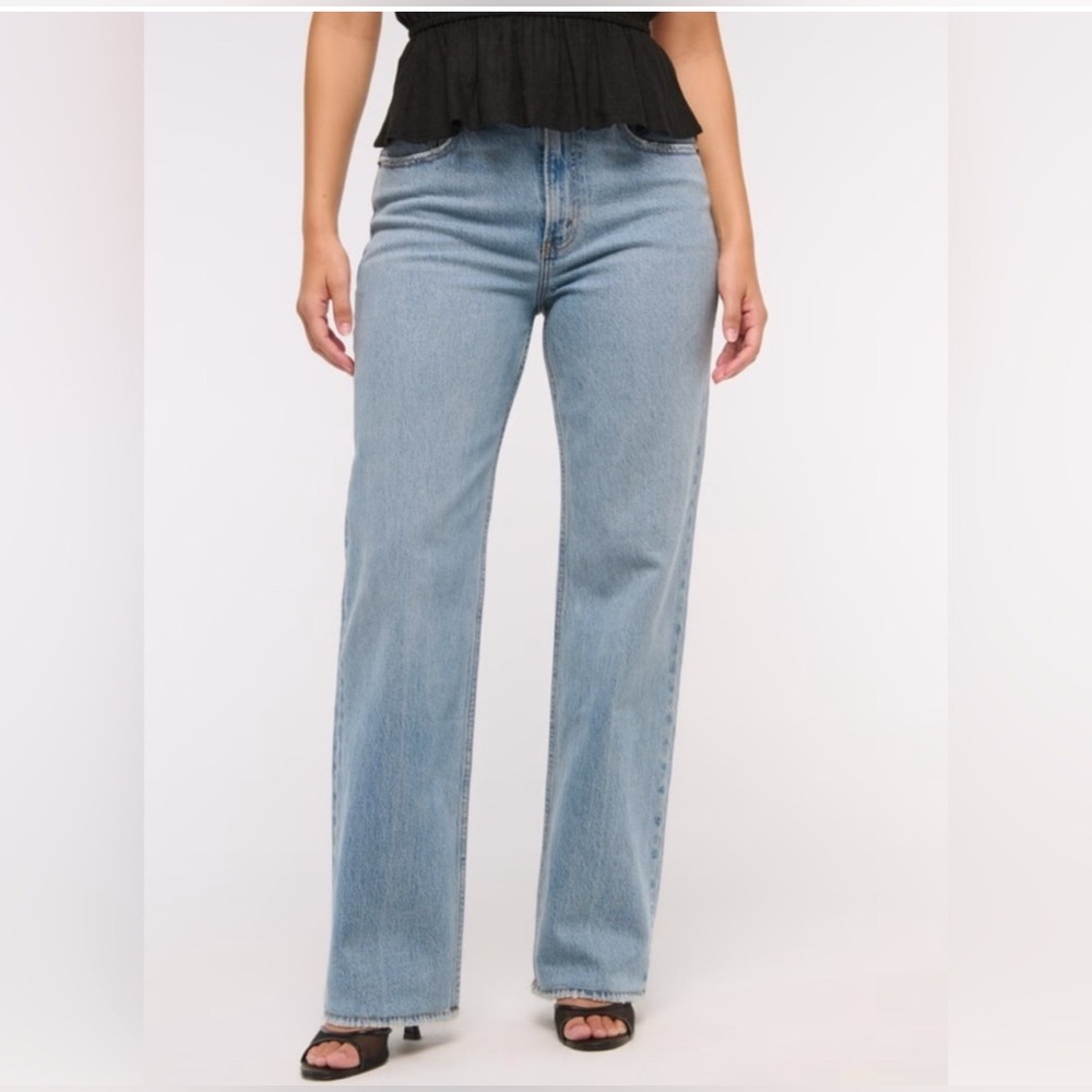 Abercrombie & Fitch Curve Love High Rise 90s Relaxed Jeans 37 Short NWT